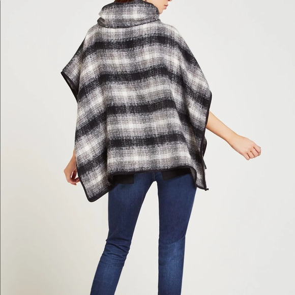 BCBGeneration Plaid Poncho - Picture 4 of 5